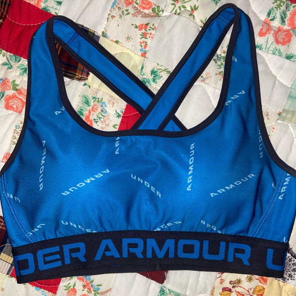 Under Armor Sports Bra, Size Small, Never Worn